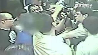 4車違停買咖啡　警勸導遭醉男咆哮