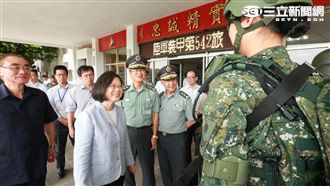 視察桃竹營區　蔡英文提兩要求