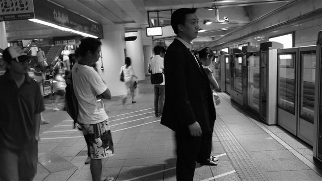 台上班族只會傻賺　退休金規劃不及格