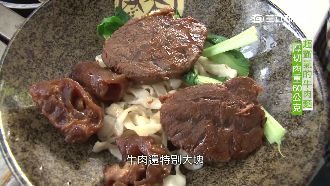 爽咬厚切腱子牛肉！彰化牛肉麵超澎派