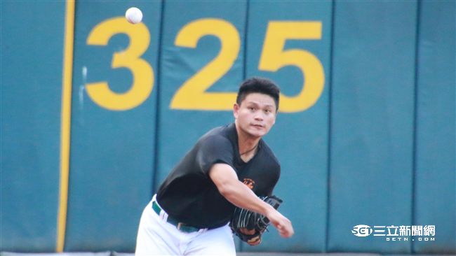 與鋒哥對決　潘威倫難忘那年總冠軍賽