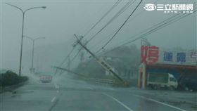 屏東電線桿,颱風,風災 圖／台電屏東營業處提供