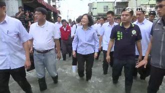 南臺灣農損慘！蔡英文、林全分頭勘災