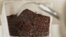 濾掛式咖啡,咖啡／擷自YouTube