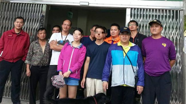 已婚男爬山受困　尋獲身旁多個單身女