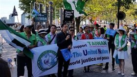 林昶佐紐約街頭演講。（圖／翻攝自林昶佐臉書）－https://www.facebook.com/limfreddy/posts/530985623779340