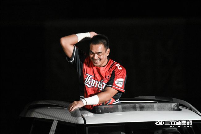 陳金鋒引退　圖／記者林敬旻攝