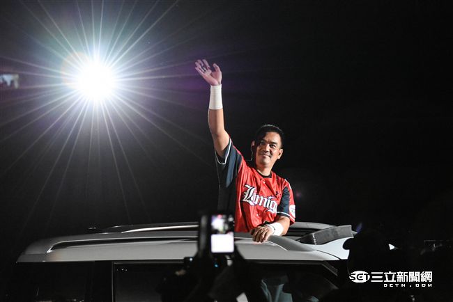 陳金鋒引退　圖／記者林敬旻攝