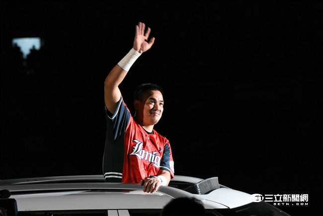 陳金鋒引退　圖／記者林敬旻攝