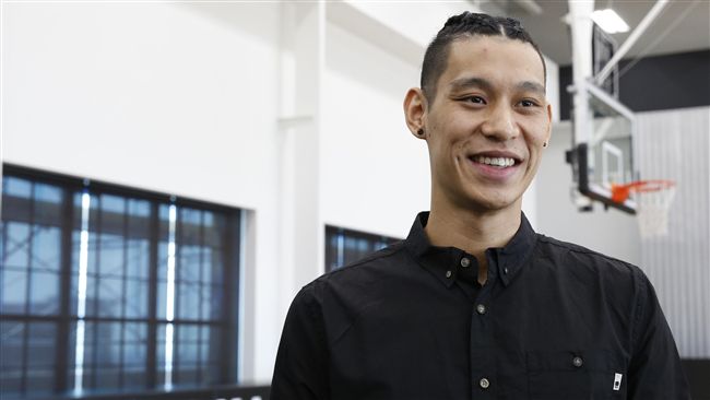 成龍獲頒終身成就獎　林書豪發文祝賀