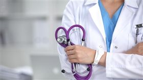 醫生,醫師,護理人員,護士,醫院（圖／shutterstock／達志影像）