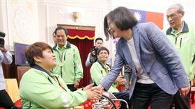 搬出吳淑珍！帕運團長盼總統增加獎金
(中央社)