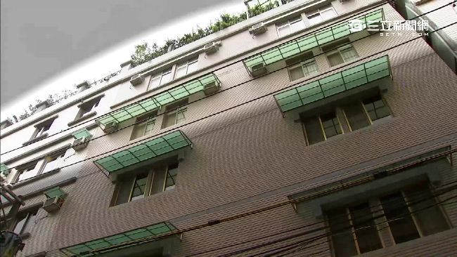 違樓租輔大生！房東躲安檢逼「搬空」