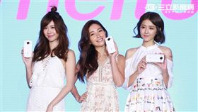 20160920-邵雨薇 張景嵐 許維恩 美圖M6手機記者會