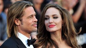 布萊德彼特、安潔莉娜裘莉／臉書