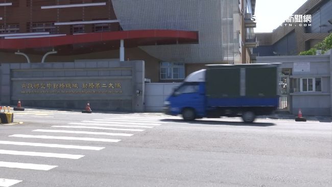 李蒨蓉翻版？特搜隊員竟拿黑鷹把妹