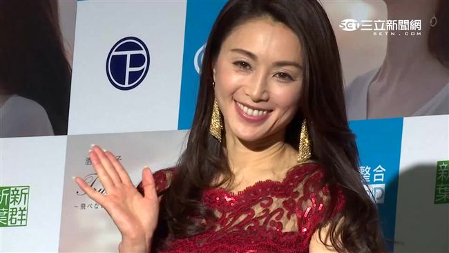搶賺人民幣受阻　染毒女星台灣再出發