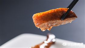 太空烤爐加持　王品集團靠這隻鵝拿下米其林一星