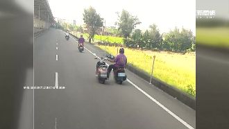 1人騎2車秀神技　小心最高罰2萬4