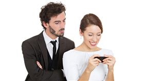 約砲,外遇,手機,聊天,訊息
圖／shutterstock／達志影像