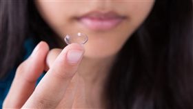 隱形眼鏡／達志影像