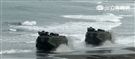 海軍陸戰隊幾乎勝任所有地形作戰的AAV7A1兩棲突擊車，可進行連續7個小時的兩棲水面航行操作， 是目前全世界性能最優異的兩棲戰鬥車輛。（記者邱榮吉/攝影）