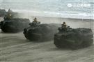 海軍陸戰隊幾乎勝任所有地形作戰的AAV7A1兩棲突擊車，可進行連續7個小時的兩棲水面航行操作， 是目前全世界性能最優異的兩棲戰鬥車輛。 。（記者邱榮吉/攝影）
