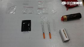 黃男持毒欲逃遭柔道國手警官掃腳壓制逮捕（翻攝畫面）