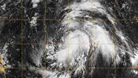 颱風梅姬（圖／鄭明典臉書）