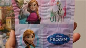 冰雪奇緣糖果包裝像保險套_Dcard