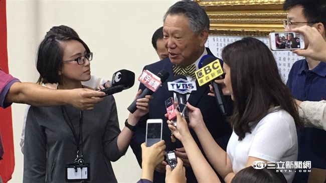 路線之爭？詹：一中各表沒刪，怎麼爭