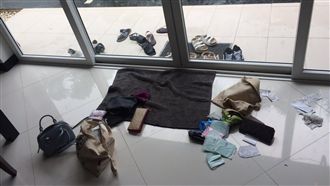 空姐度假遭迷昏　小偷半夜光顧閨房