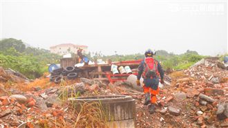 全國最多　新北市3搜救犬獲國際認證