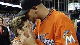 Jose Fernandez與祖母重逢（ap）