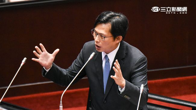 黃國昌踢爆　2中資操作樂陞案