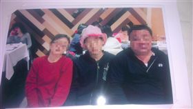 馬超深版
怒火無處消？輔大校長低頭　駭客轉公佈性侵犯與家長合照
圖／翻攝自《Anonymous Tw 》 https://www.facebook.com/Anony.Taiwan/posts/1209090642482007