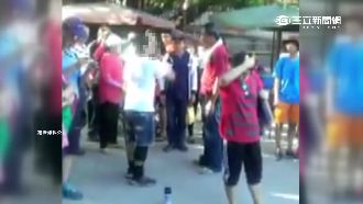 街頭藝人坐地噴畫　清潔人員嗆聲驅趕