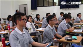 慈濟大學國考通過率１００％　