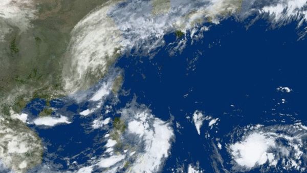 颱風芙蓉可望提前北轉　侵台機率降低