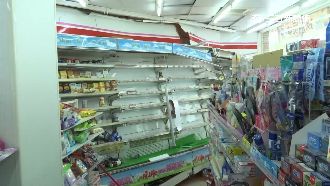 無照少年失控撞超商　貨架全毀像爆炸