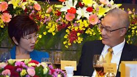 吳敦義,洪秀柱（圖／翻攝自洪秀柱臉書）