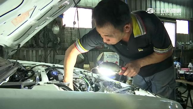車拋錨怎自保？汽修達人教三招免被坑