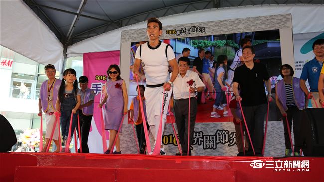 台灣四百萬人罹這病　小英錄影片打氣