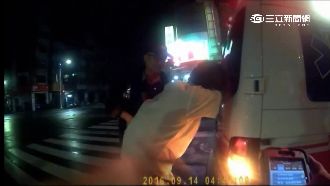 毒蟲怕被抓　向警謊稱血糖低脫褲大鬧