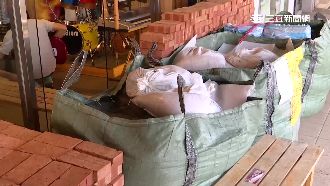 房東家人爭家產　樂器行門口遭堵磚牆