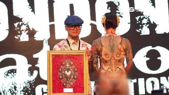 般若鬼面為構想　刺青師倫敦參賽奪冠