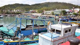颱風加火砲 大武漁民1個月未捕魚 中央社