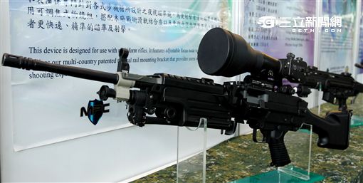 軍備局生產製造中心主要負責國軍各式戰甲車、火砲、單兵個人戰鬥裝具、輕兵器、彈藥、火(炸)藥等武器裝備及核生化等等。（記者邱榮吉/攝影）