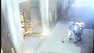 女友與男性友人聊天　男友吃醋揍人