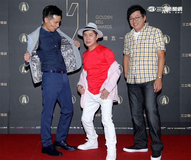 「行腳節目主持人獎」的「草地狀元」黃西田、「愛玩客之移動廚房」詹姆士與「在台灣的故事」姚淳耀同時入圍主持人獎。（記者邱榮吉/攝影)